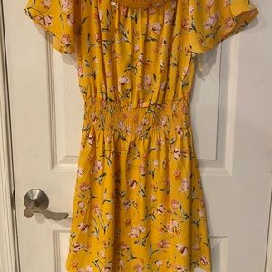 Cutest spring sundress! NEVER BEEN WORN!!!